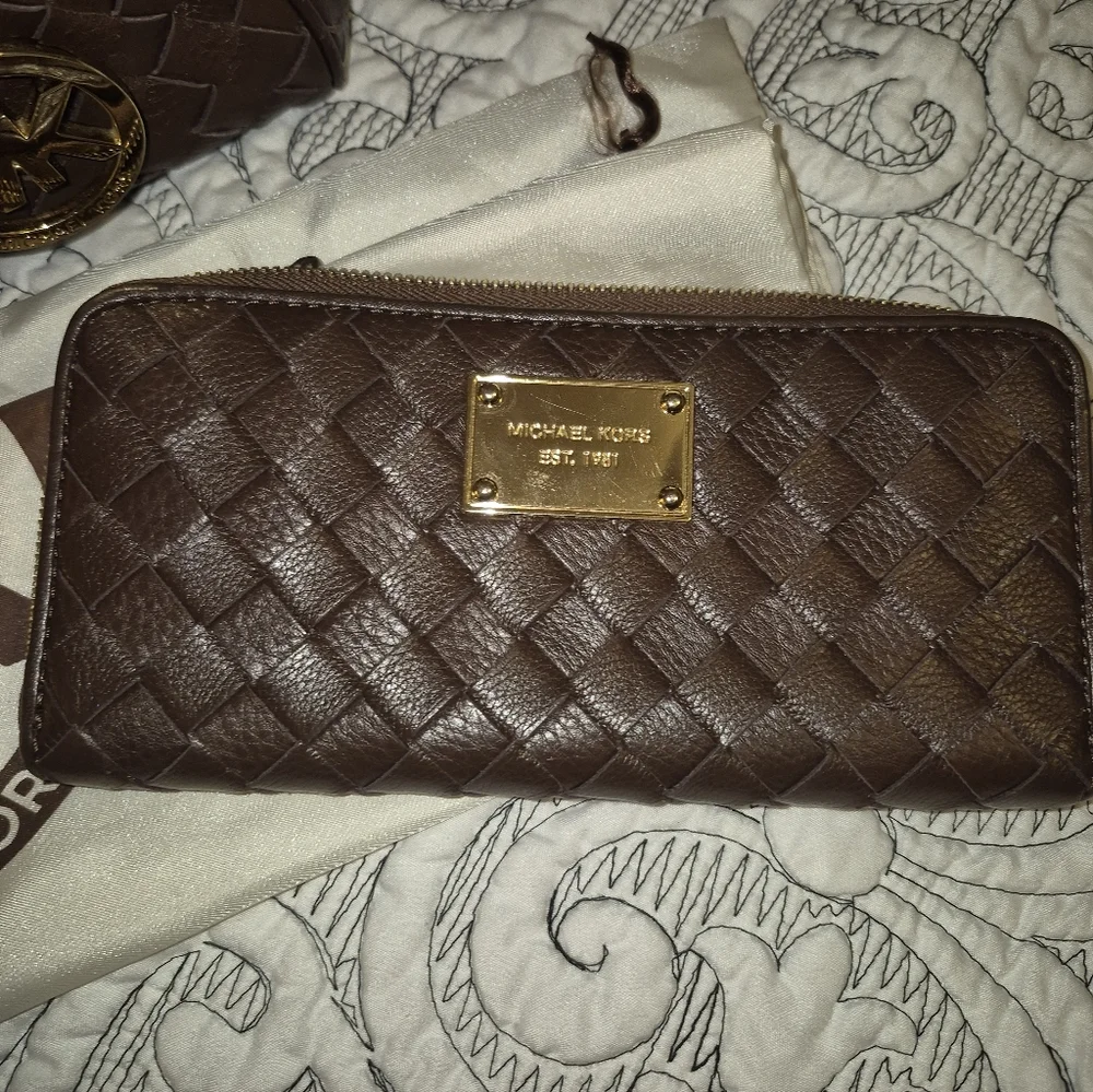 Michael Kors Travel Handbag and Matching Wallet